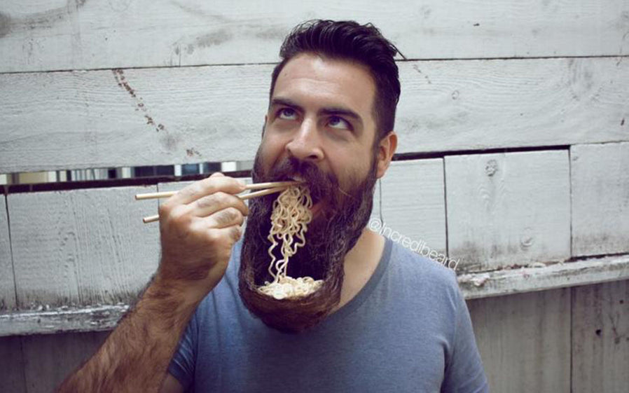 Baard struggles: De meest lastigste dingen om te eten met een baard